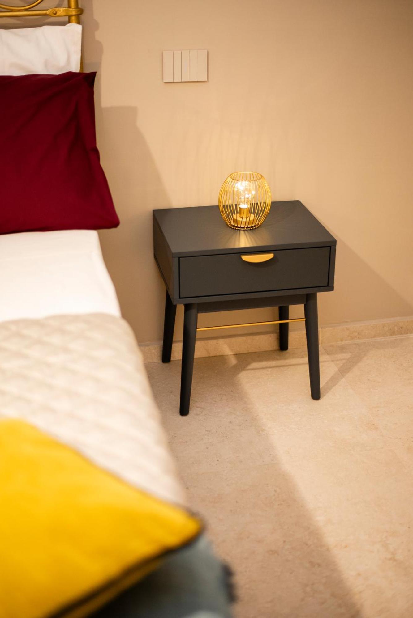 Pi'S Apartments Comfort & Chill San Nicola La Strada ภายนอก รูปภาพ