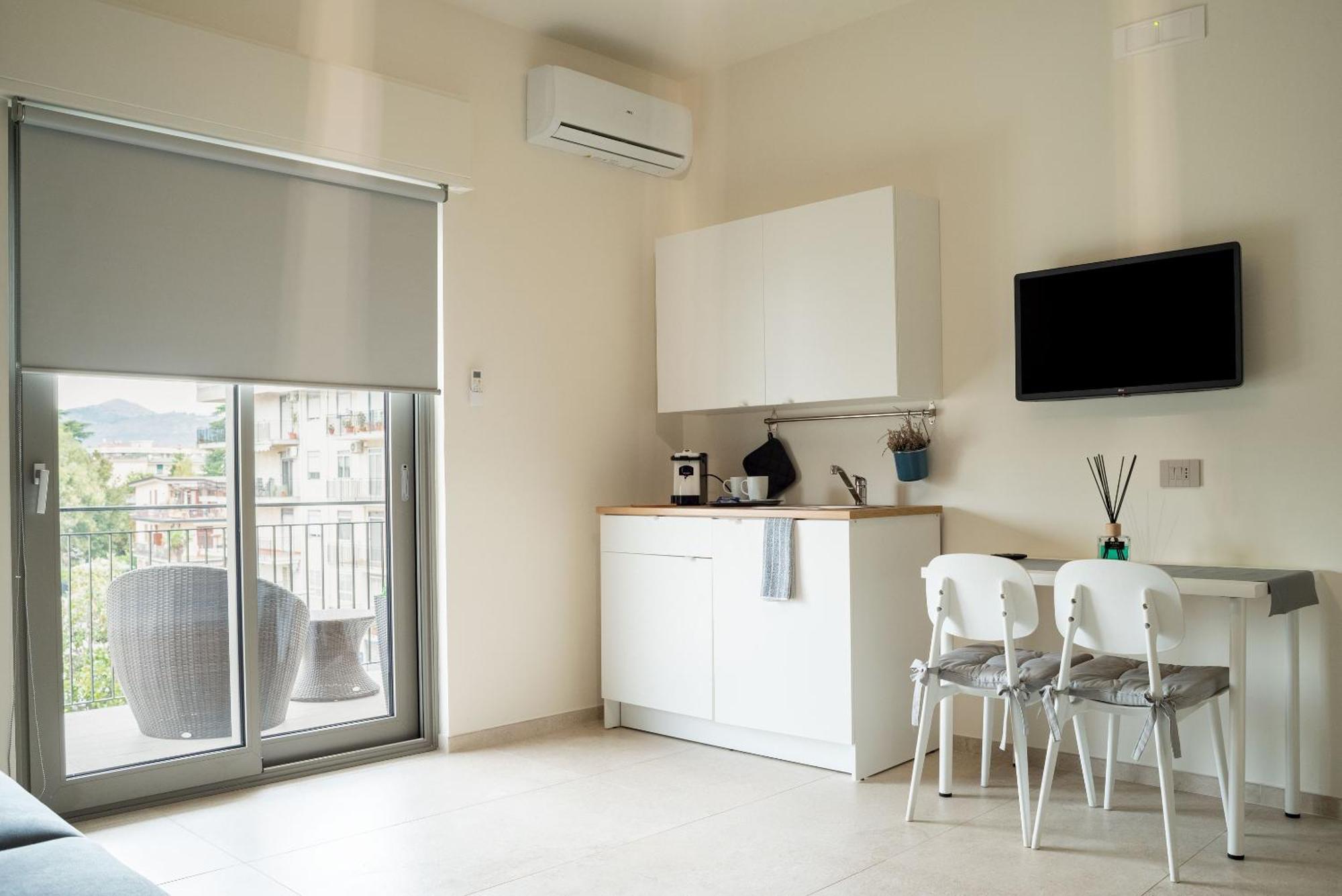 Pi'S Apartments Comfort & Chill San Nicola La Strada ภายนอก รูปภาพ